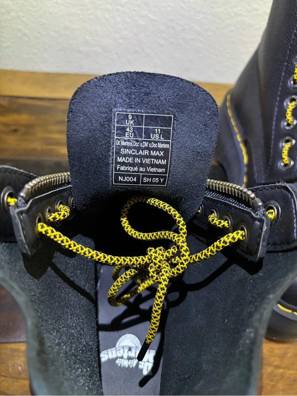 Dr. Martens Women’s Sinclair Max Platform Boot. Black. Size 11.